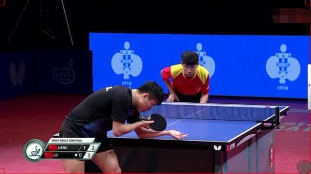 键果岭上的 键果岭上的