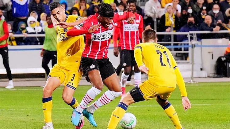 仅揭示了顶 仅揭示了顶